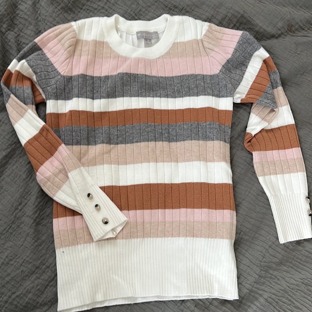 💗Striped button cuff sweater💗 - Picture 5 of 6